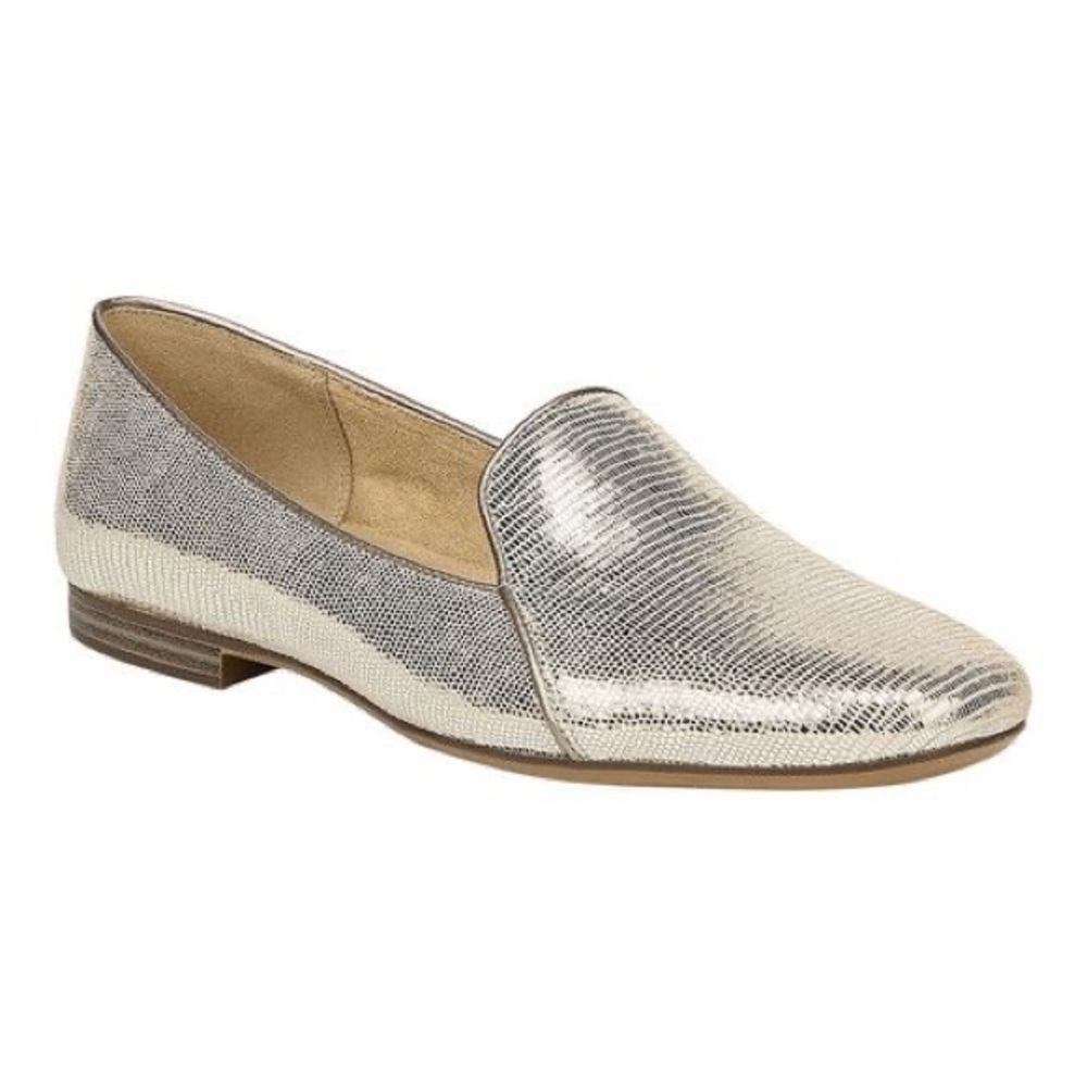 Naturalizer Flats